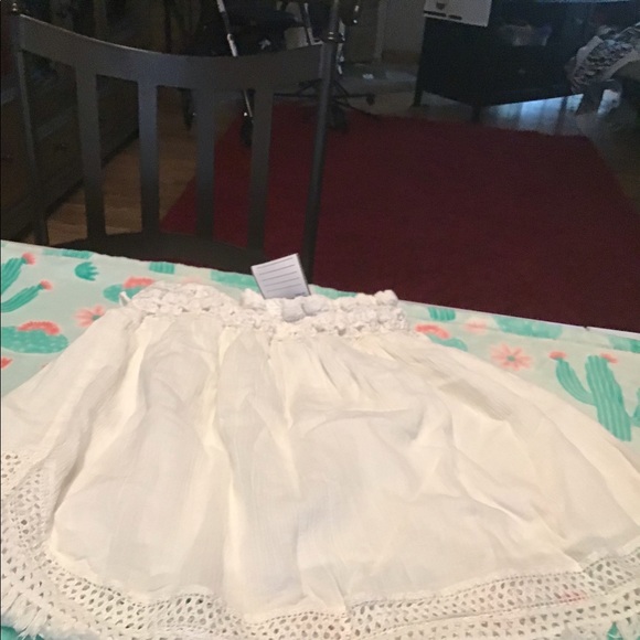 Lined white skirt - Picture 3 of 3